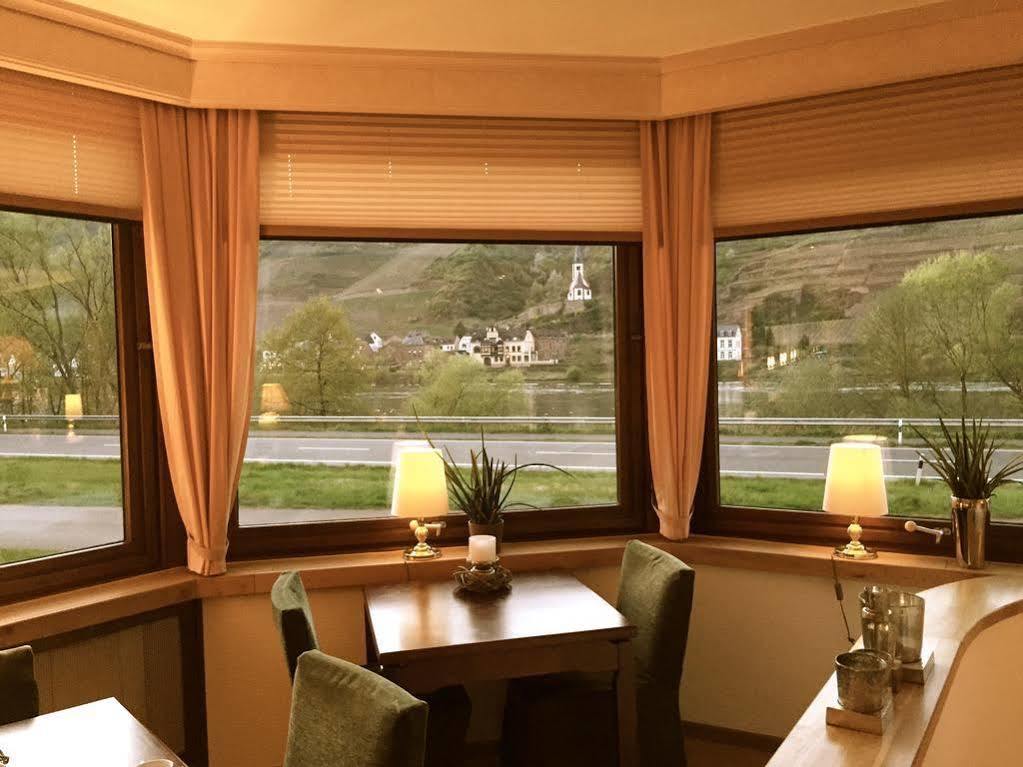 Hotel-Restaurant Peifer Brodenbach Zewnętrze zdjęcie
