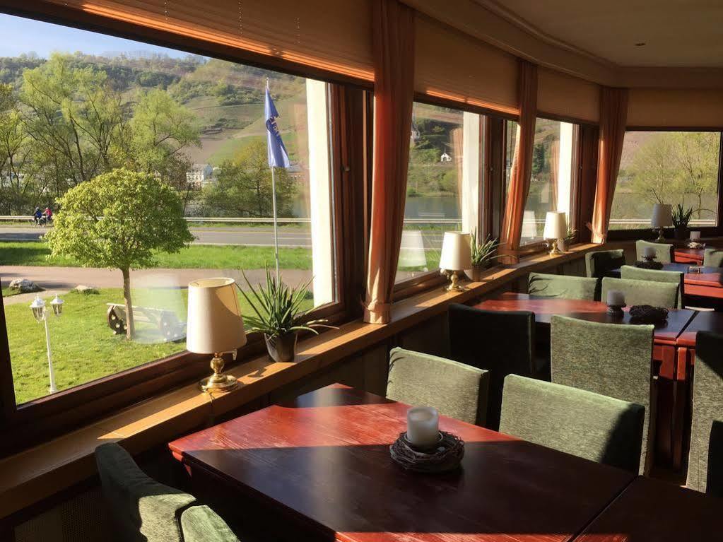 Hotel-Restaurant Peifer Brodenbach Zewnętrze zdjęcie